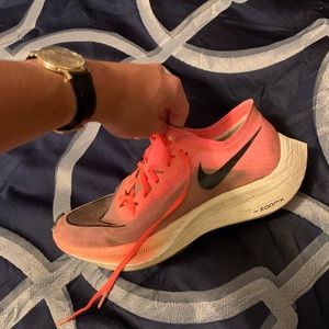 Nike vapor fly next bright mango size 10.5